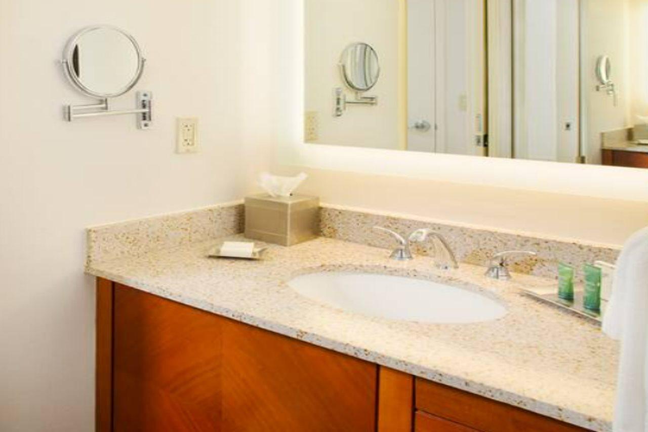 Hilton Atlanta Perimeter Suites Санди-Спрингс Экстерьер фото