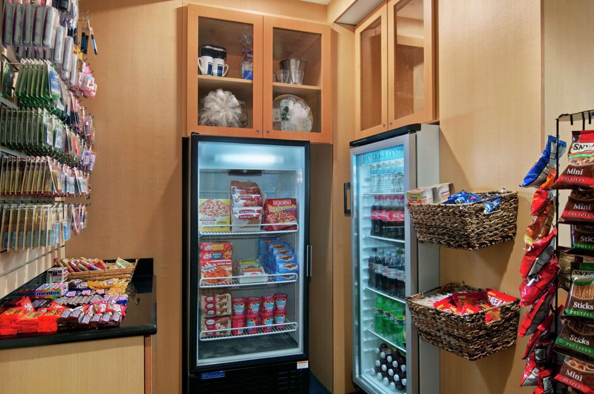 Hilton Atlanta Perimeter Suites Санди-Спрингс Экстерьер фото