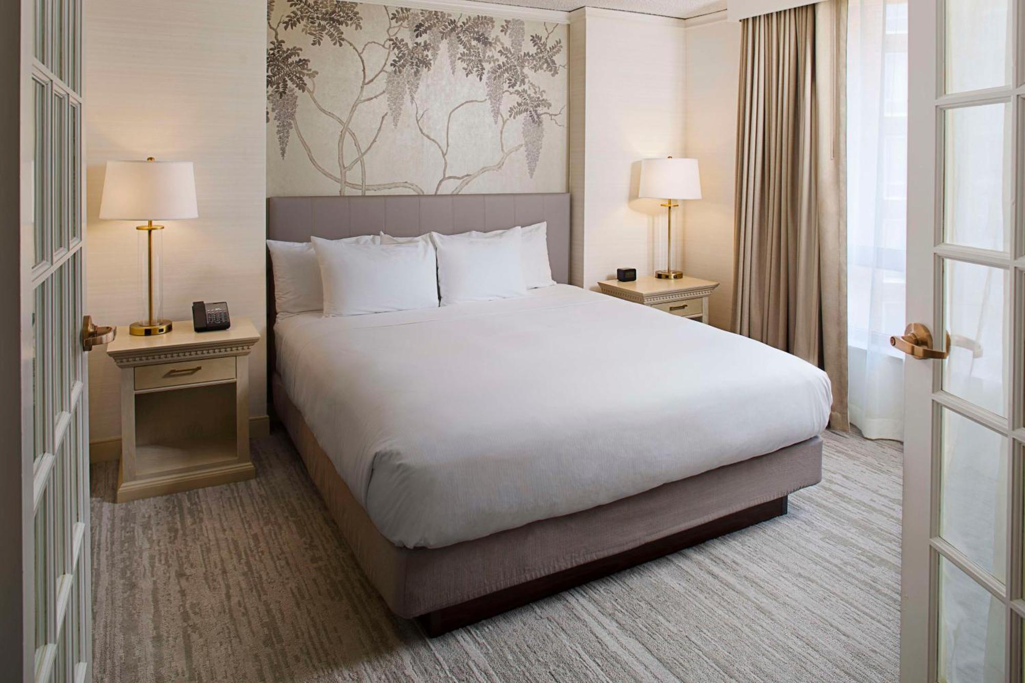 Hilton Atlanta Perimeter Suites Санди-Спрингс Экстерьер фото
