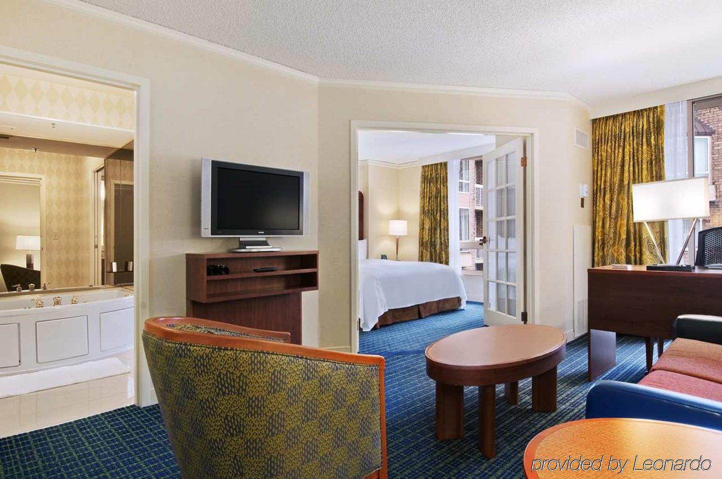 Hilton Atlanta Perimeter Suites Санди-Спрингс Номер фото