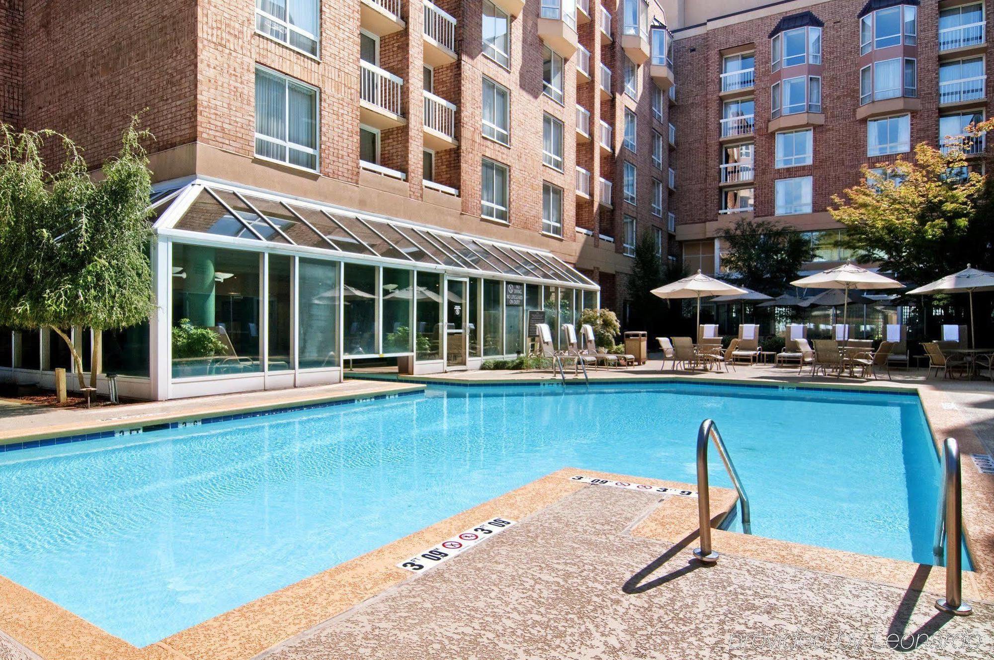 Hilton Atlanta Perimeter Suites Санди-Спрингс Экстерьер фото